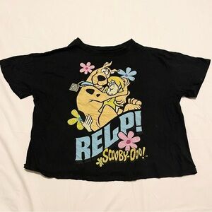 Scooby-Doo Tshirt Women’s Size Medium Oversized Cropped Shirt